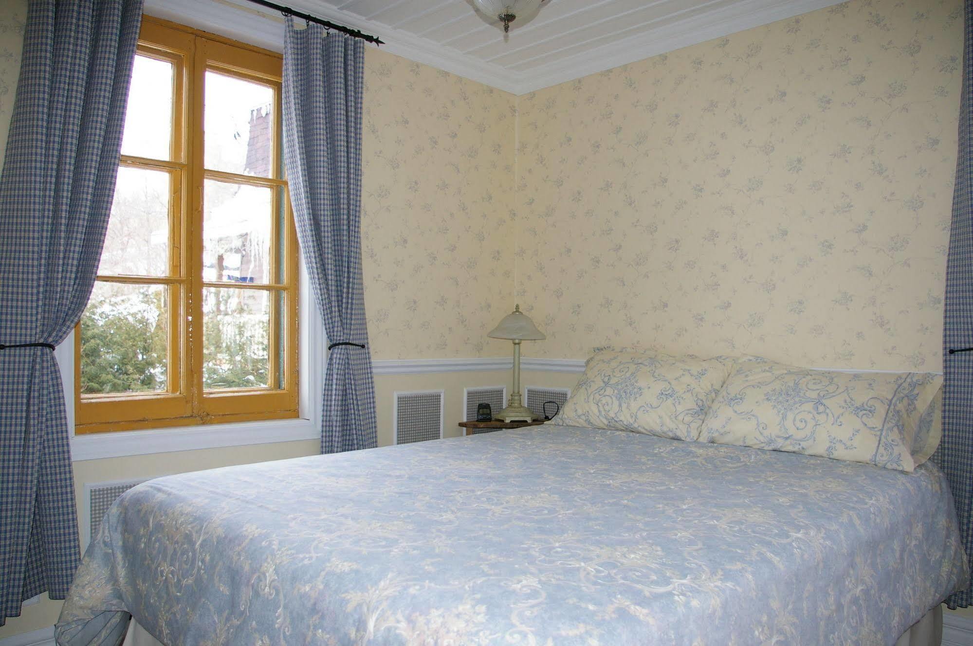 Auberge Du Maitre Forgeron Beaupré Exterior photo